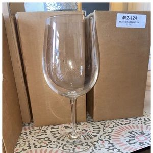 (4) NEW Crate & Barrel Elite Chardonnay 22 oz. Wine Glasses